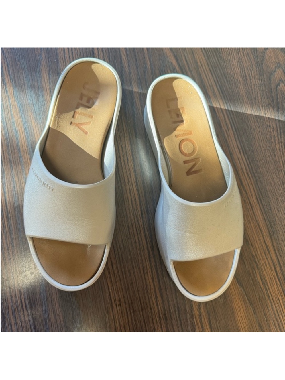 Vionic Cream Slide Mules